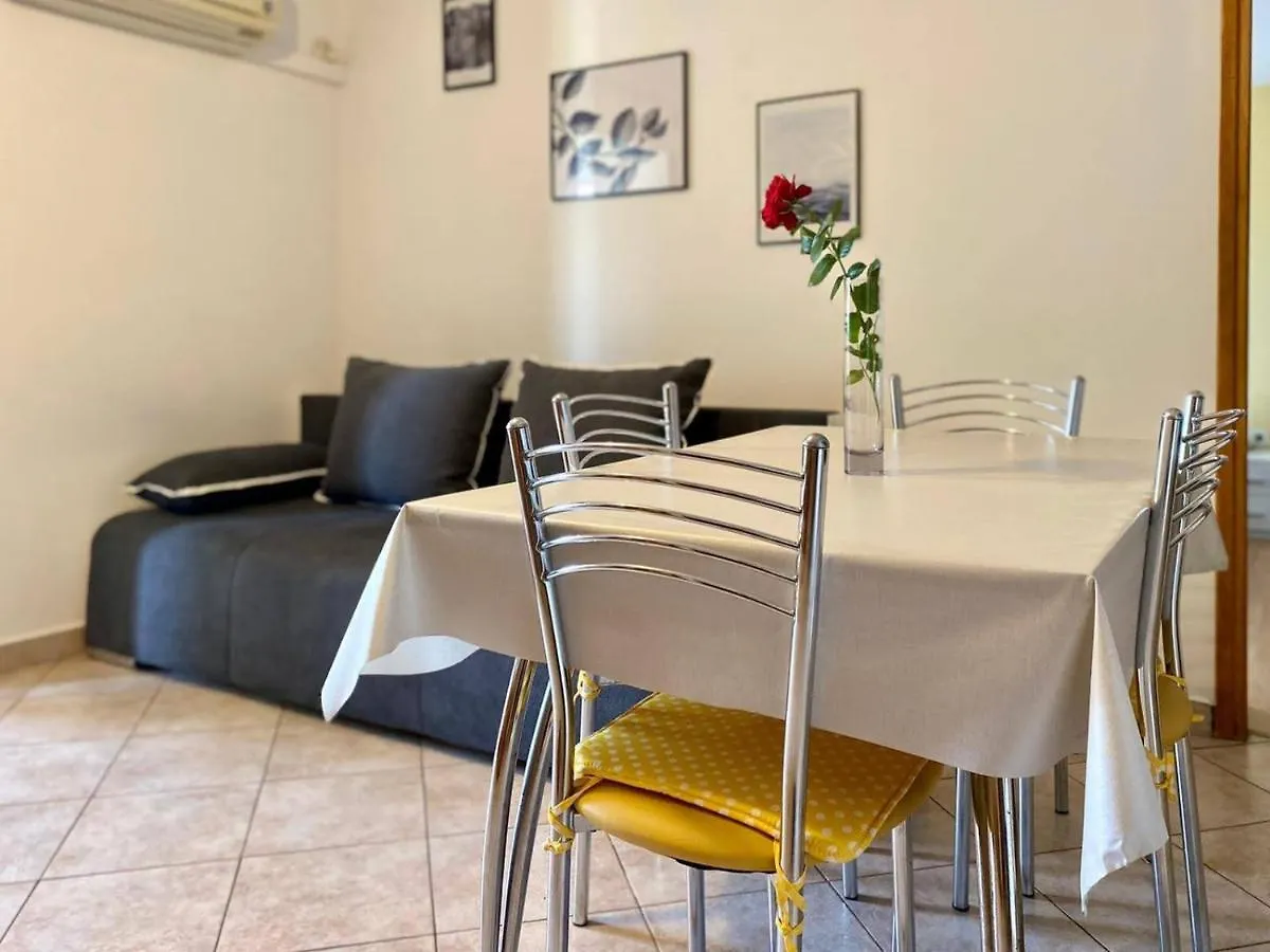 Apartments For Families With Children Blaskovici, Central Istria - Sredisnja Istra - 12398 Croatia